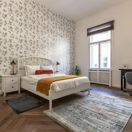 Apartment Friendly In The Center With 2bedrooms